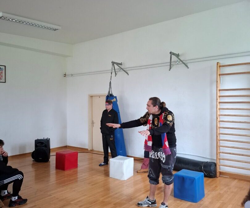 Predstava “Raspucavanje”